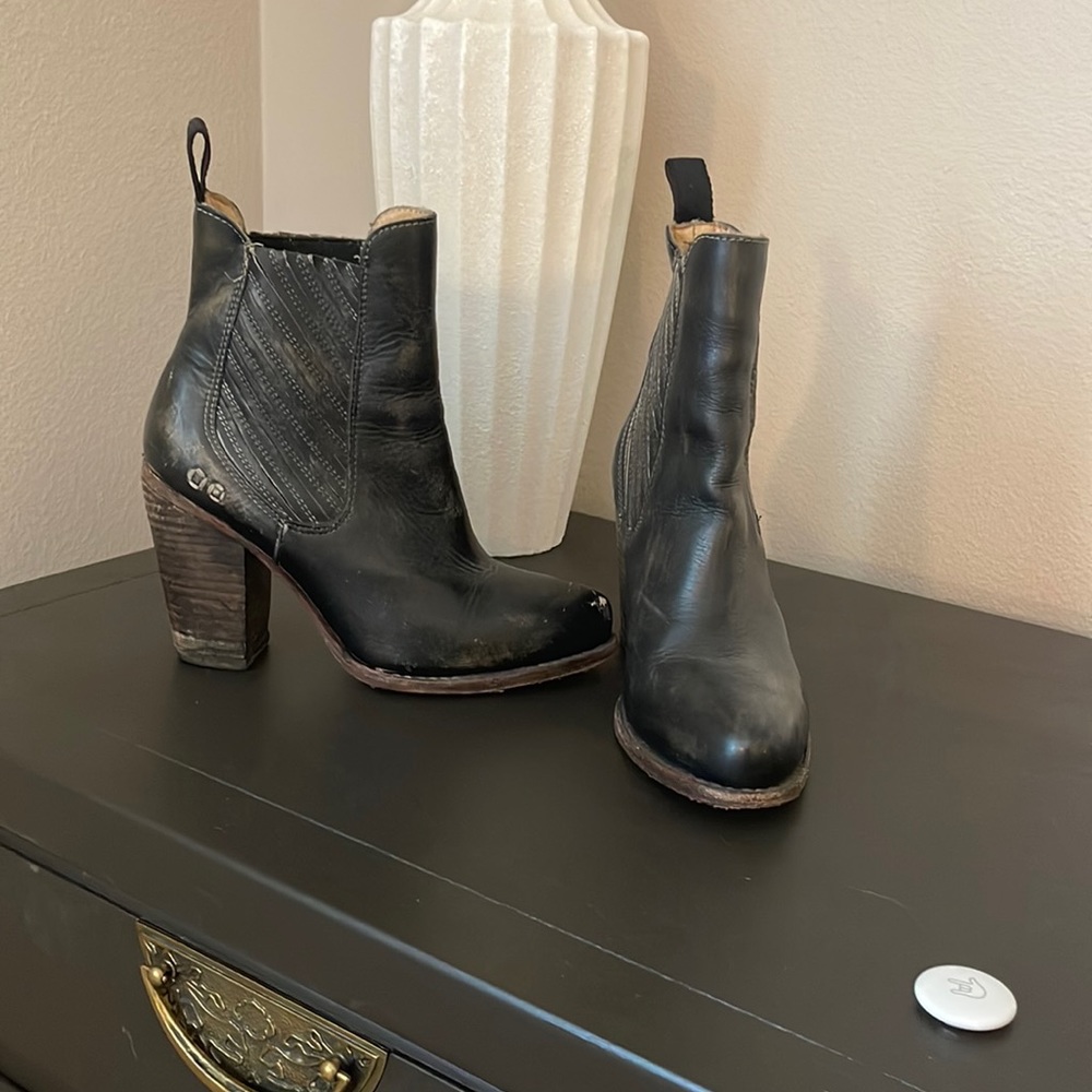 Rustic Bed|stu boots